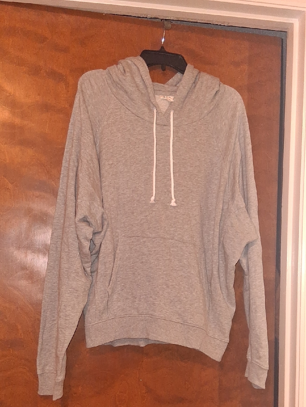 a.n.a Women's Light Gray Hooded Crewneck Sweatshirt